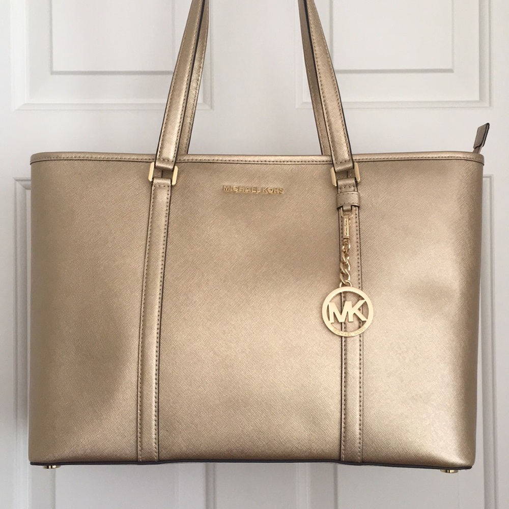 MICHAEL KORS Bag XL Metallic Gold Leather Logo Charm Golden Hardware